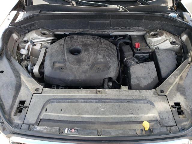 68603943-2016-volvo-xc90_12