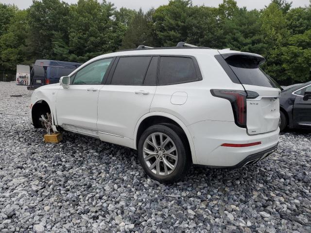 68631204-2020-cadillac-xt6_2