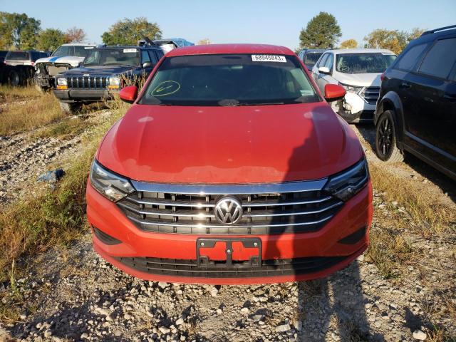 68946843-2019-volkswagen-jetta_5