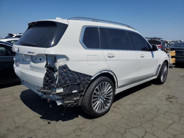 69094664-2022-bmw-x7_3