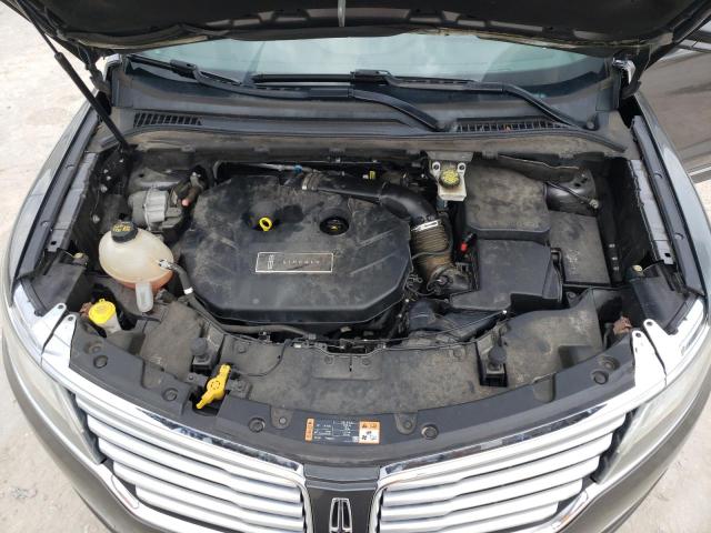 69102583-2018-lincoln-mkc_11