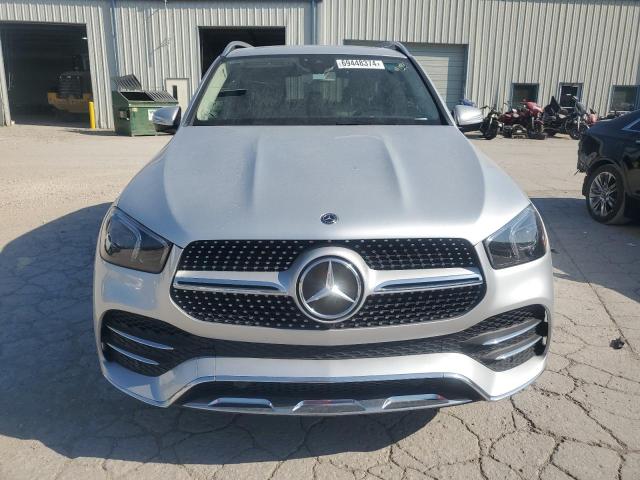 69448374-2020-mercedes-benz-gle-class_5