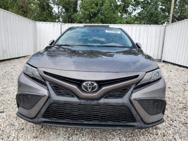 69466274-2021-toyota-camry_5