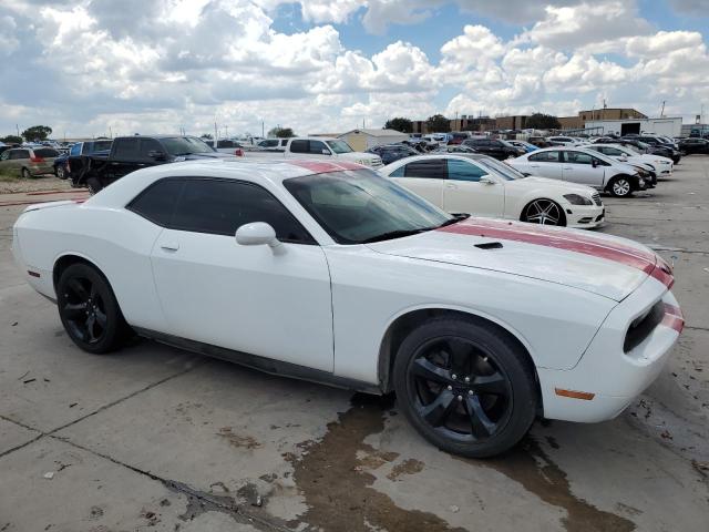 69483484-2013-dodge-challenger_4