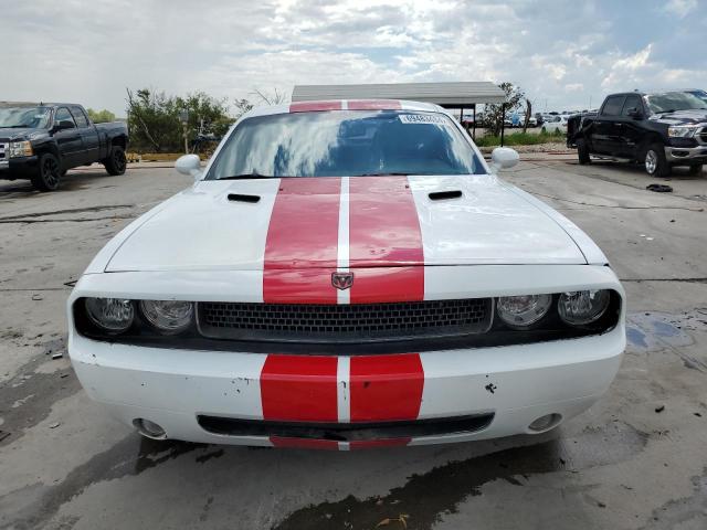 69483484-2013-dodge-challenger_5