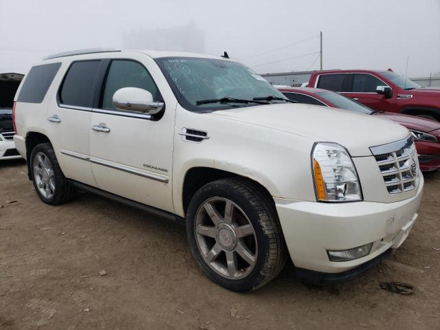 69528903-2011-cadillac-escalade_4