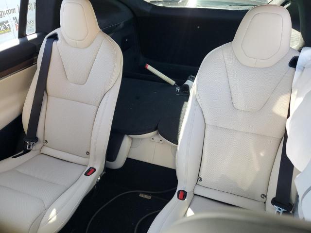 69699774-2022-tesla-model-x_10