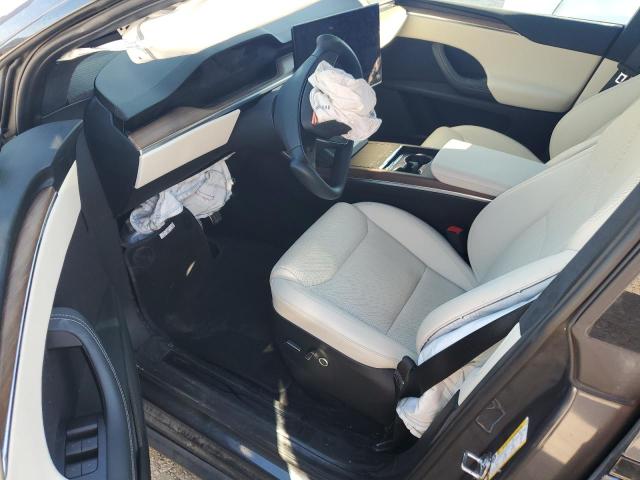 69699774-2022-tesla-model-x_8