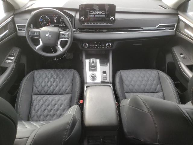 69709164-2024-mitsubishi-outlander_8