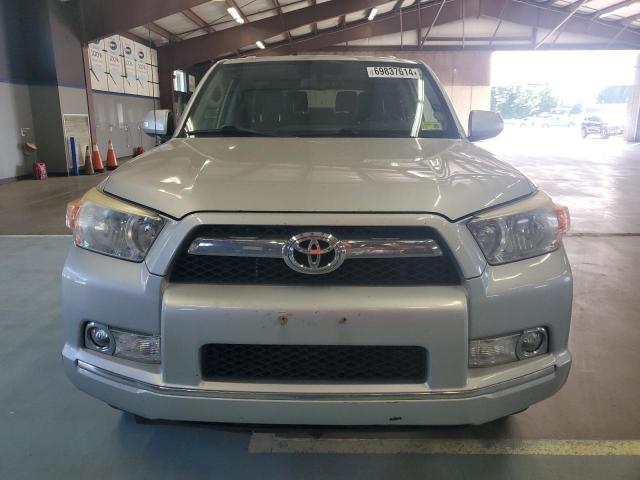 69837614-2011-toyota-4runner_5