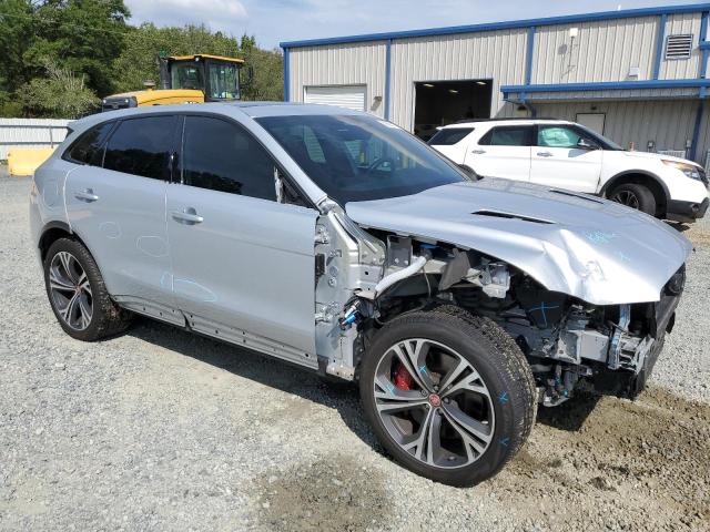 69895114-2023-jaguar-f-pace_4