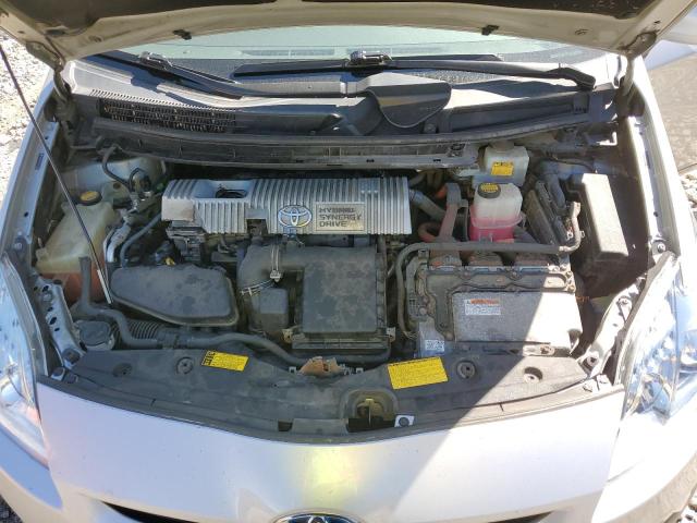 69927014-2011-toyota-prius_11