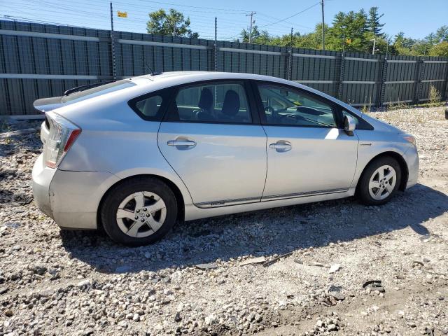 69927014-2011-toyota-prius_3