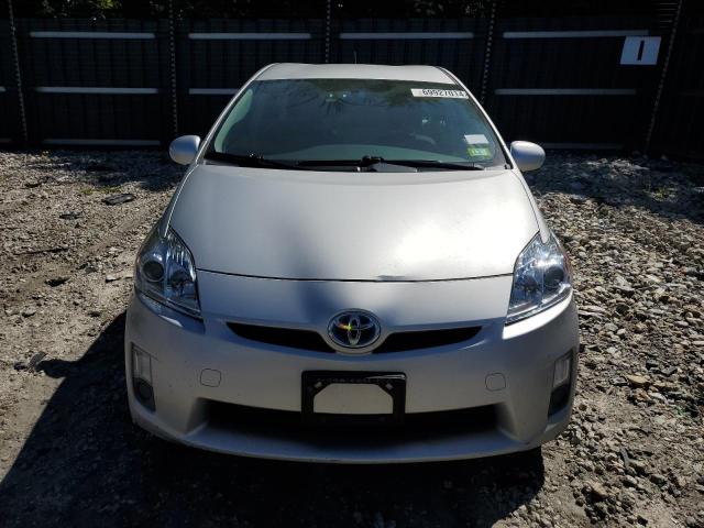 69927014-2011-toyota-prius_5