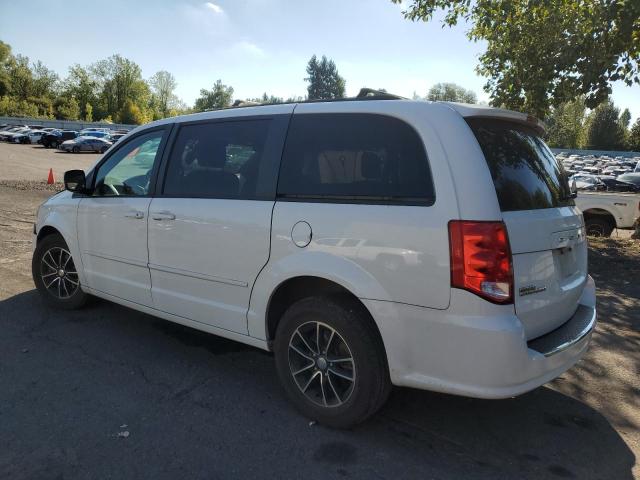 70067444-2017-dodge-caravan_2