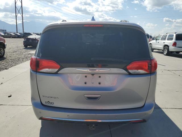 70134804-2018-chrysler-pacifica_6