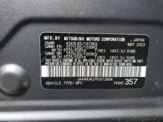 70142493-2023-mitsubishi-outlander_14