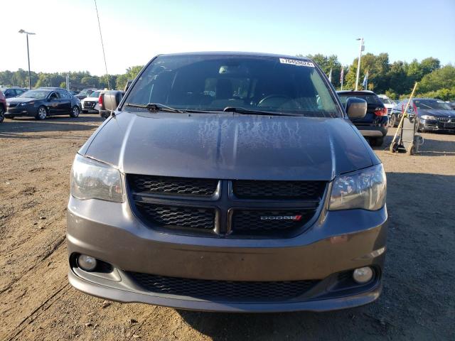 70453624-2018-dodge-caravan_5