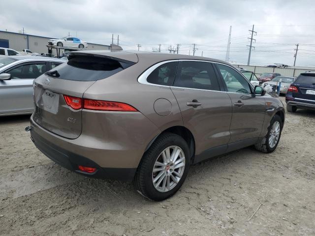 70477774-2017-jaguar-f-pace_3