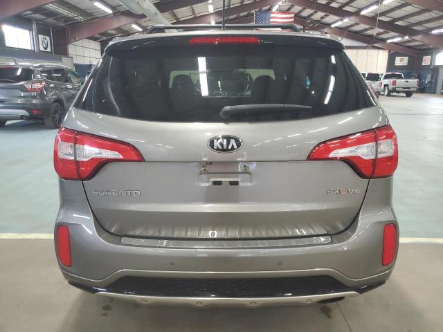 70511314-2015-kia-sorento_6