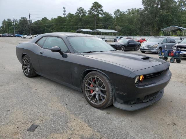 70840814-2016-dodge-challenger_4