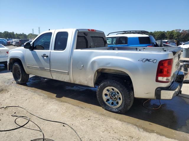 70961493-2012-gmc-sierra_2