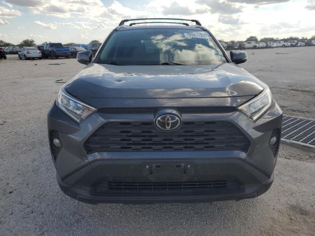 70967784-2019-toyota-rav4_5