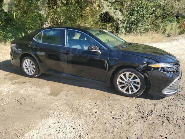 70970944-2021-toyota-camry_4