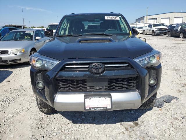 71033634-2022-toyota-4runner_5