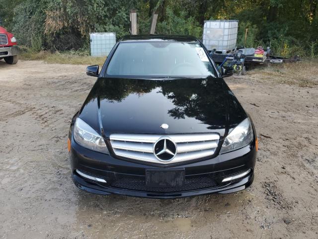 71042284-2011-mercedes-benz-c-class_5