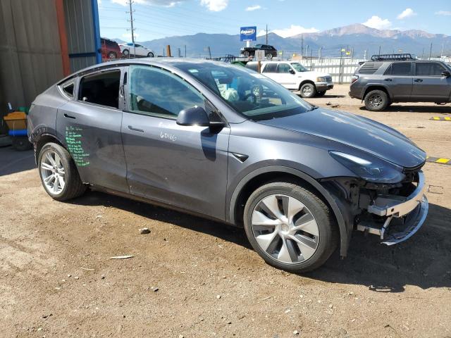 71124654-2023-tesla-model-y_4