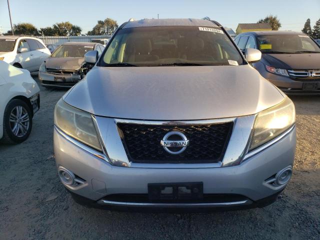 71213294-2013-nissan-pathfinder_5