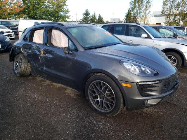 71377513-2018-porsche-macan_4