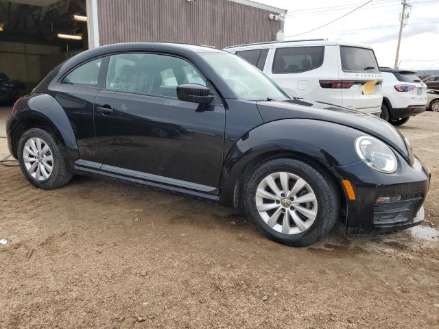 71406283-2017-volkswagen-beetle_4