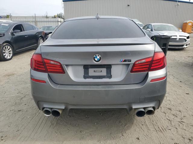 71413484-2013-bmw-m5_6