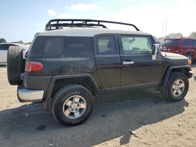 71437684-2010-toyota-fj-cruiser_3