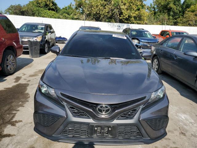 71884404-2021-toyota-camry_5