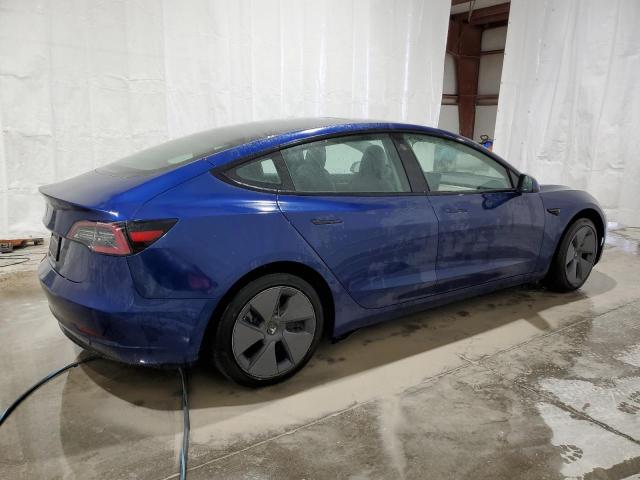 71895564-2022-tesla-model-3_3