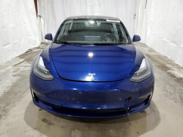 71895564-2022-tesla-model-3_5