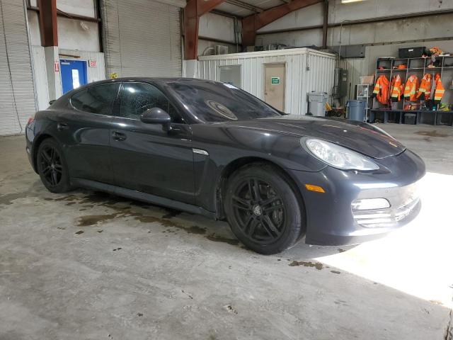 71948744-2012-porsche-panamera_4