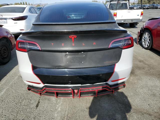 71993494-2018-tesla-model-3_6