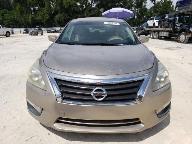 72086174-2013-nissan-altima_5