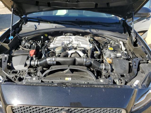 72154273-2017-jaguar-f-pace_11