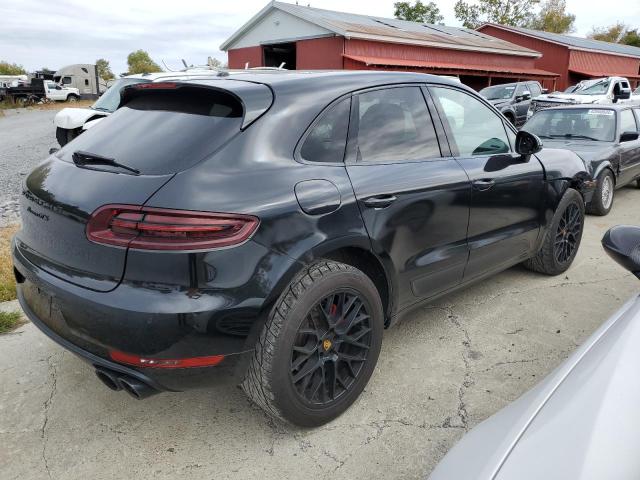 72193654-2017-porsche-macan_3