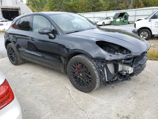 72193654-2017-porsche-macan_4