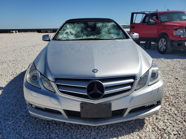 72207393-2011-mercedes-benz-e-class_5