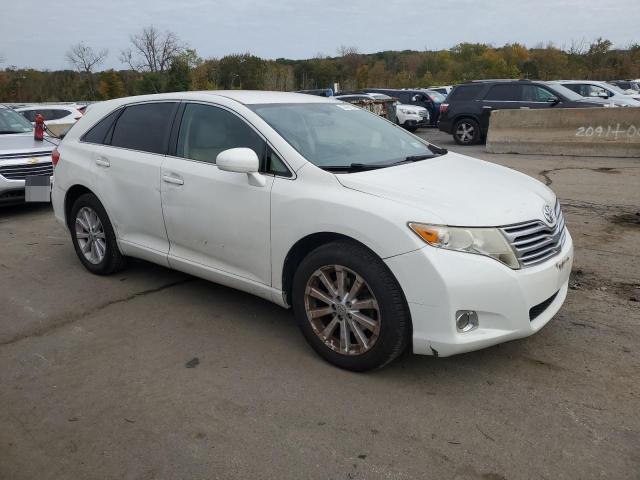 72428193-2010-toyota-venza_4