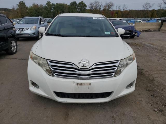 72428193-2010-toyota-venza_5