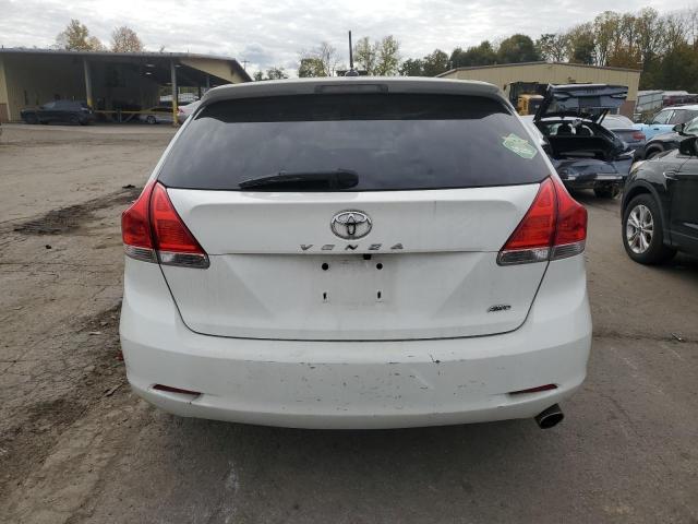 72428193-2010-toyota-venza_6