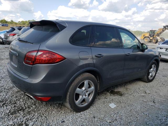 72448704-2011-porsche-cayenne_3